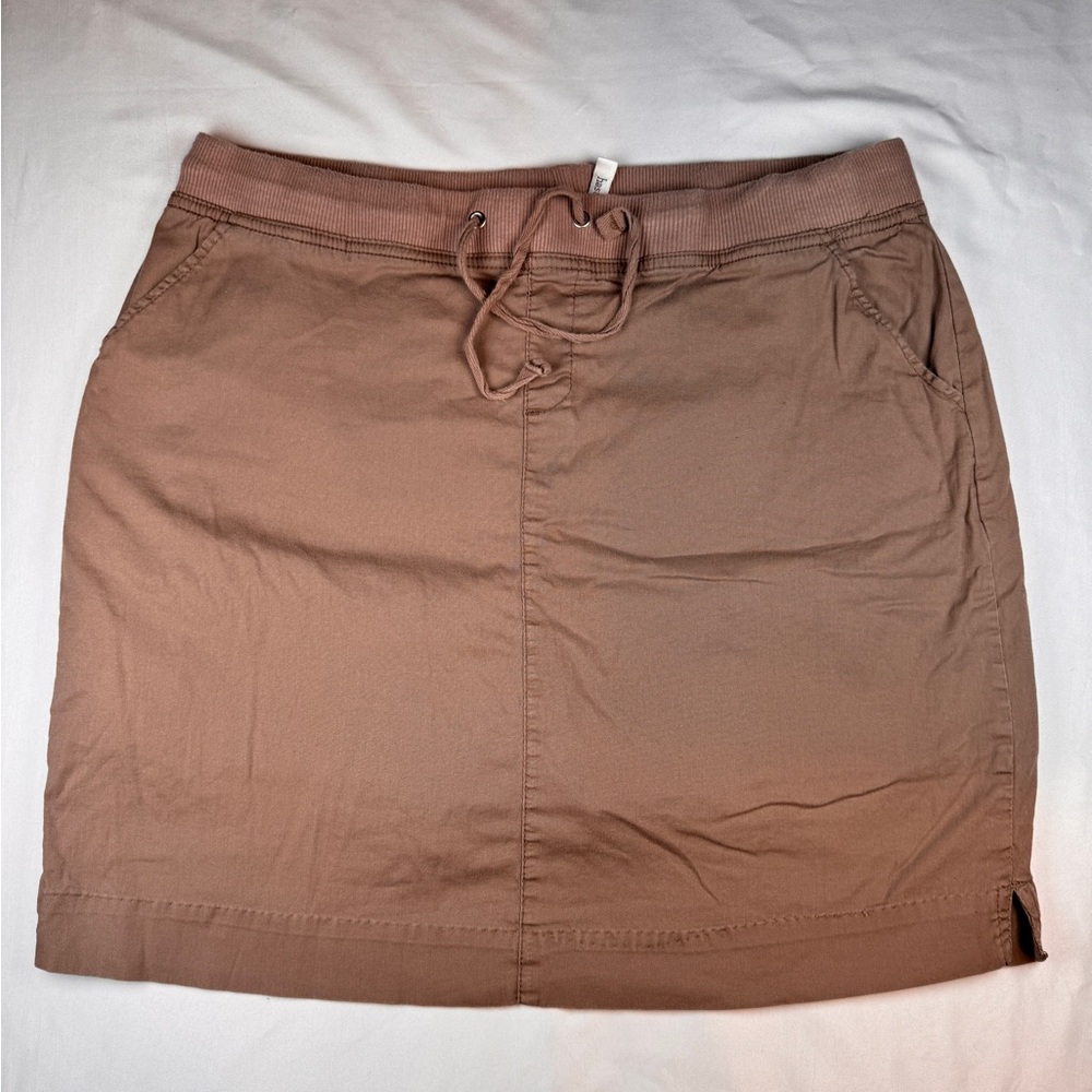 (12) HASTINGS & SMITH SKORT Khaki Comfortable Stretch Waistband